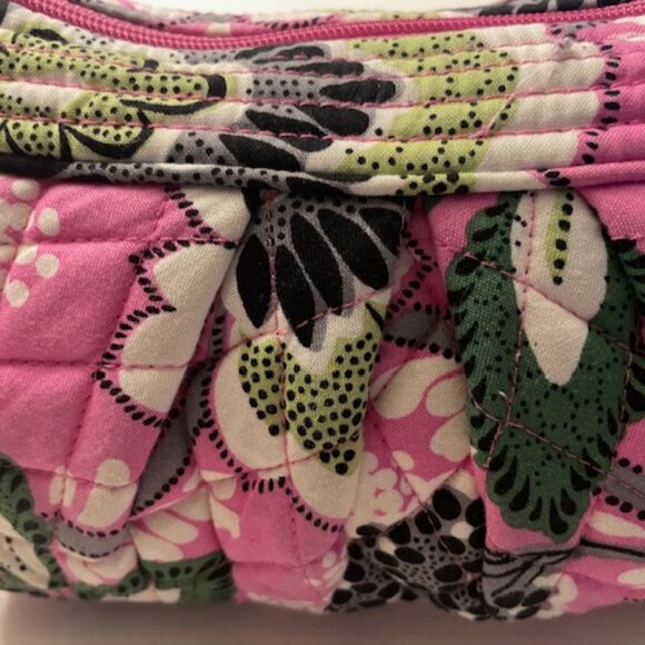 VERA BRADLEY PRISCILLA PINK LIZZY SMALL CROSSBODY PURSE ZIP CLOSE Preowned - Picture 2 of 4